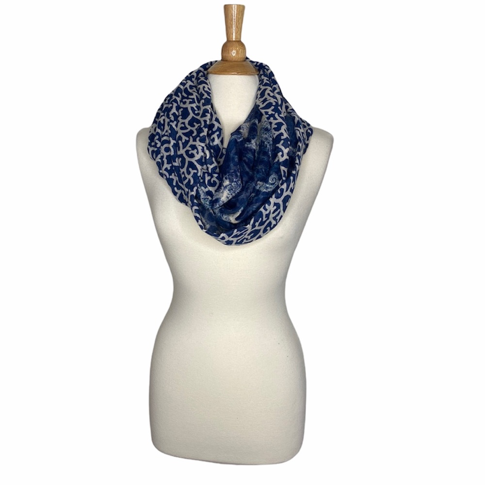 Reversible Lightweight Patterned Scarf FFS19